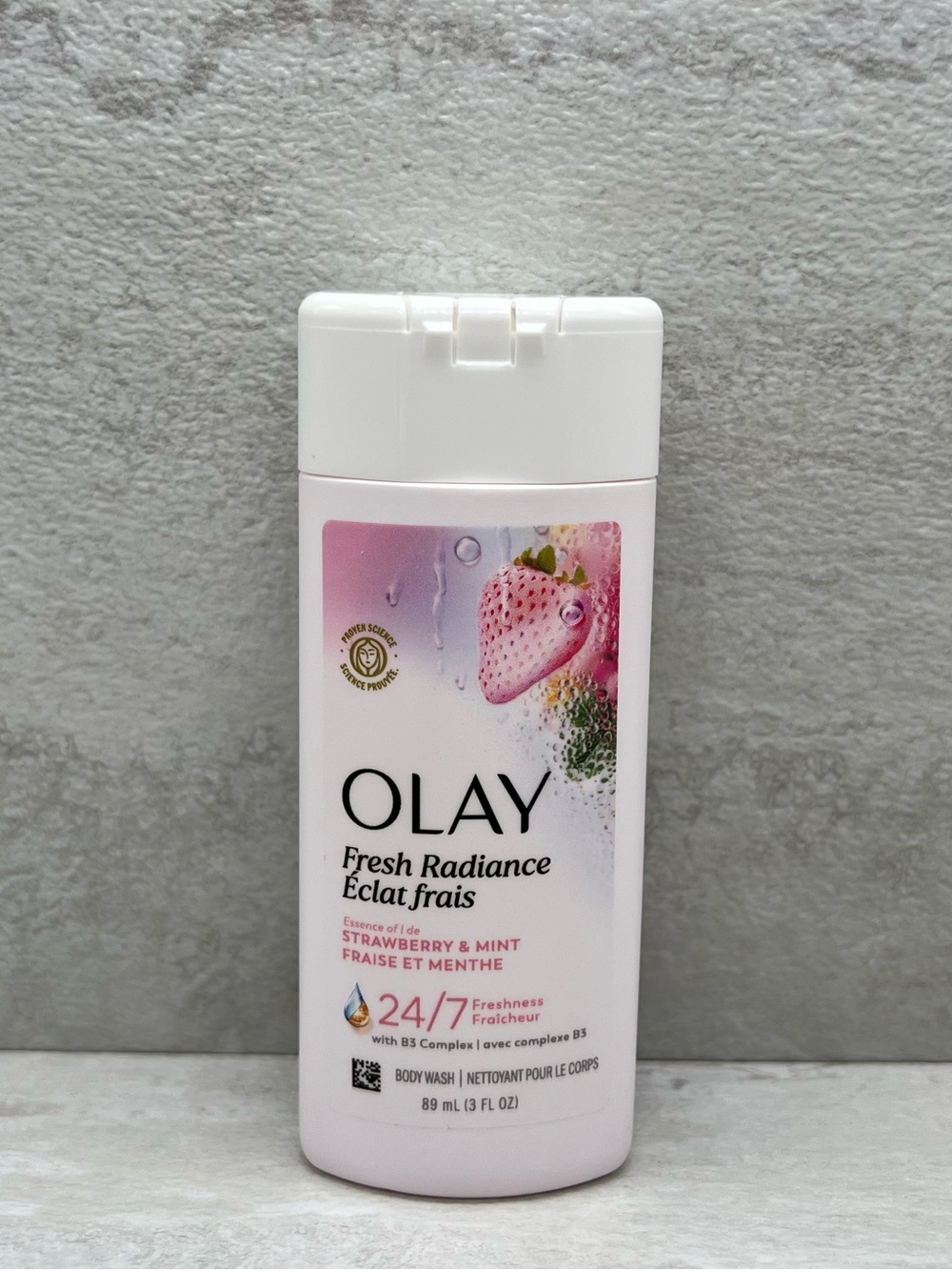 🎉 $5 Olay Fresh Radiance Strawberry & Mint Body Wash - Travel Size